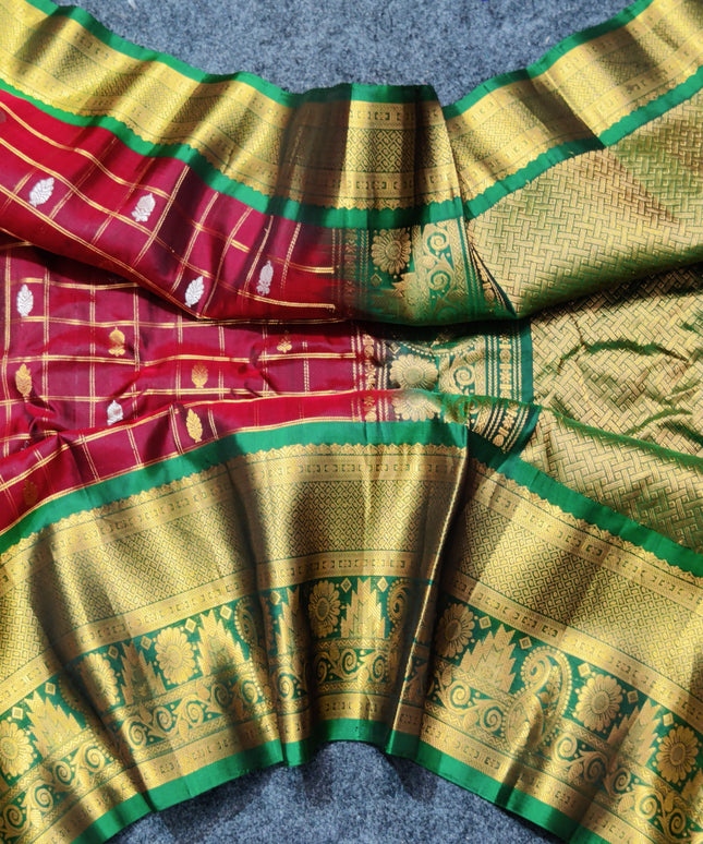 Gadwal Puresilk check sarees - GPS52