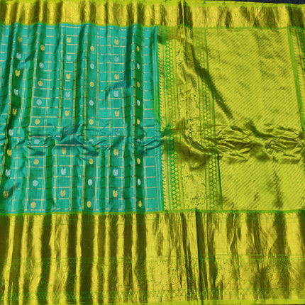 Gadwal Puresilk check sarees - GPS57