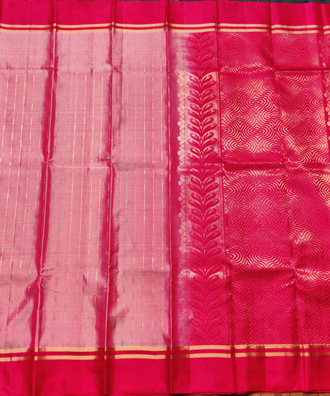 Lightweight pattu handloom Saree - SFT122