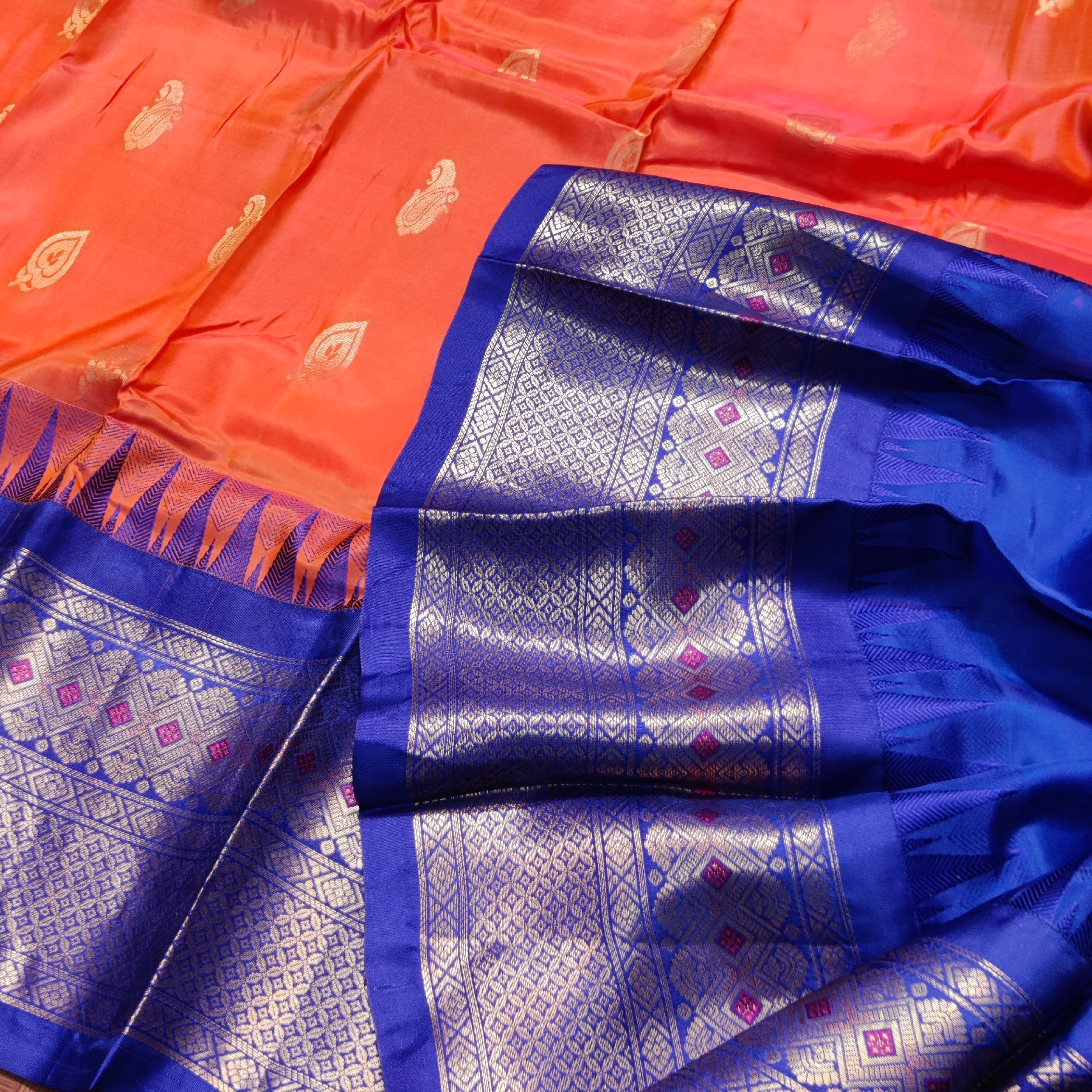 Kuppadam Pattu Saree - Kp26 – Jyothi Saree Mandir