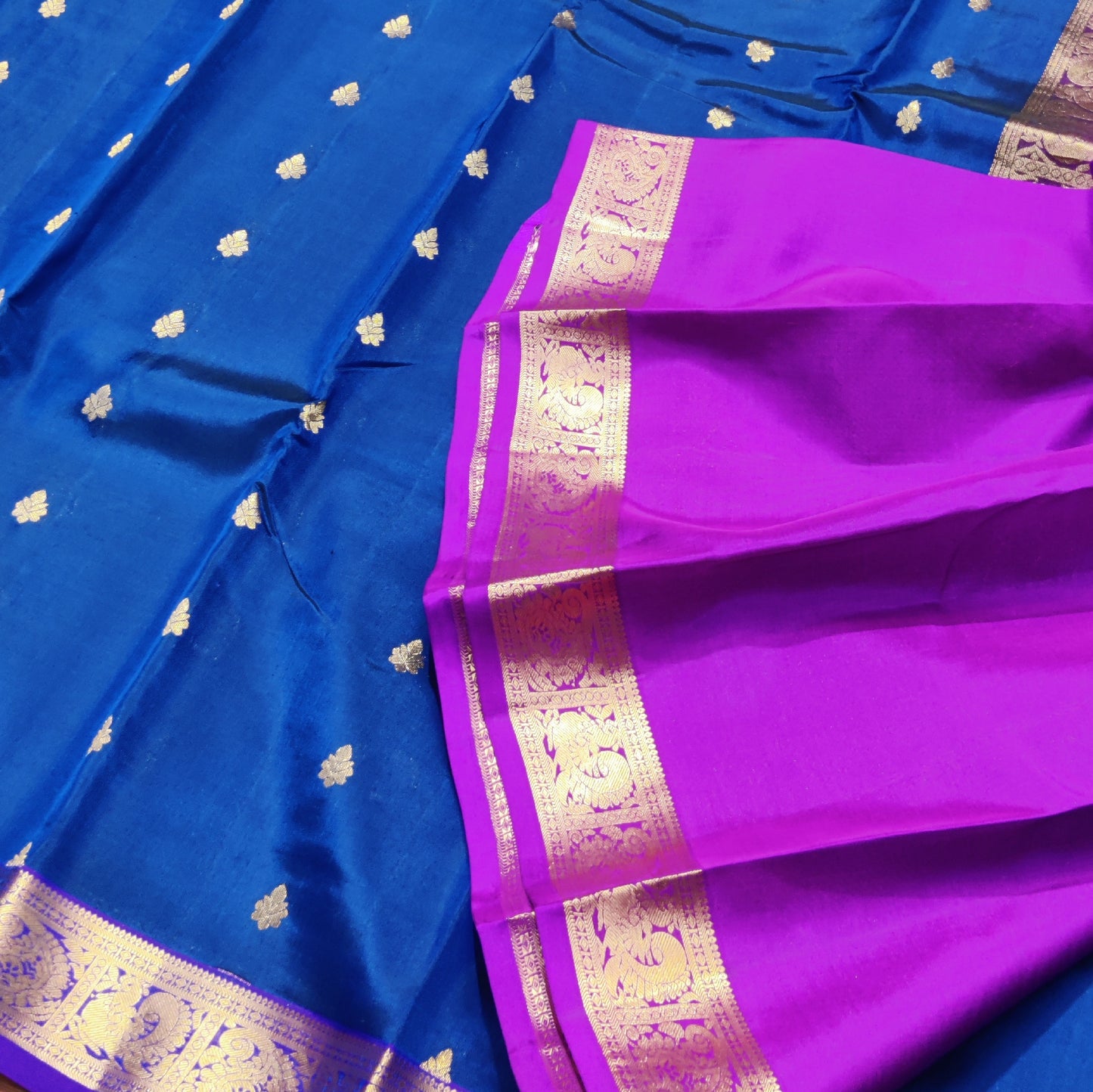 Kanchipattu small border saree - KMP742