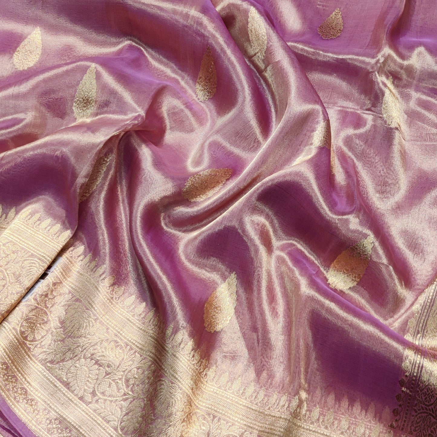 Banaras Pure Tissue silk saree - BRS03