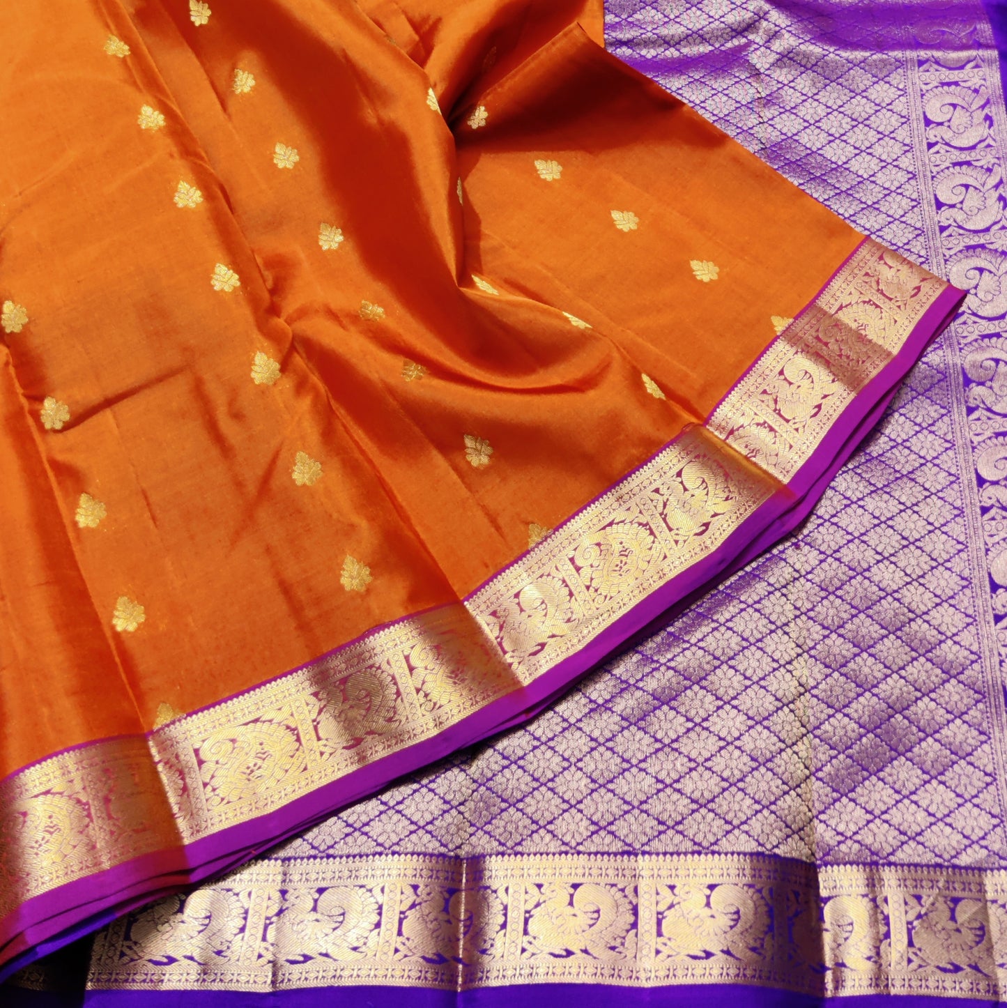 Kanchipattu small border saree - KMP736