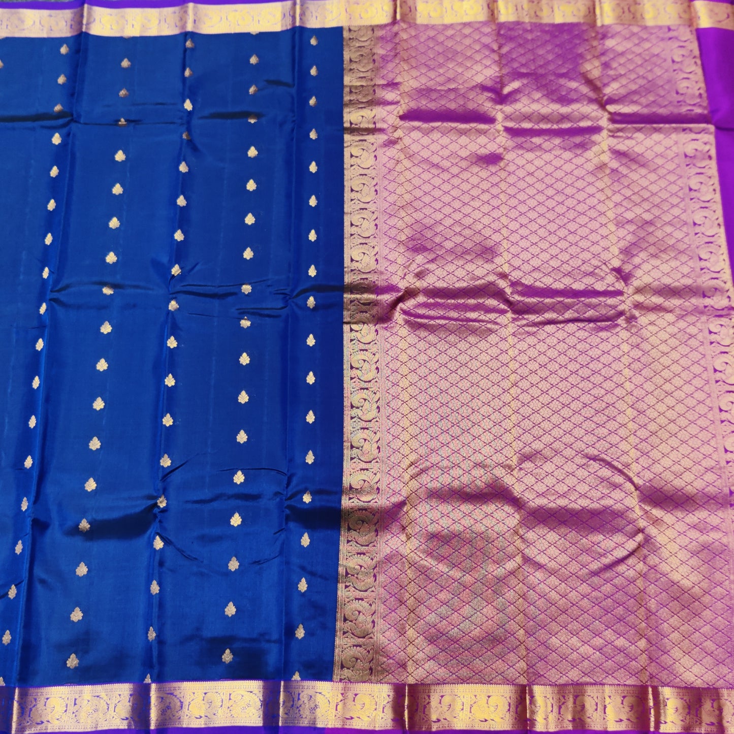 Kanchipattu small border saree - KMP742