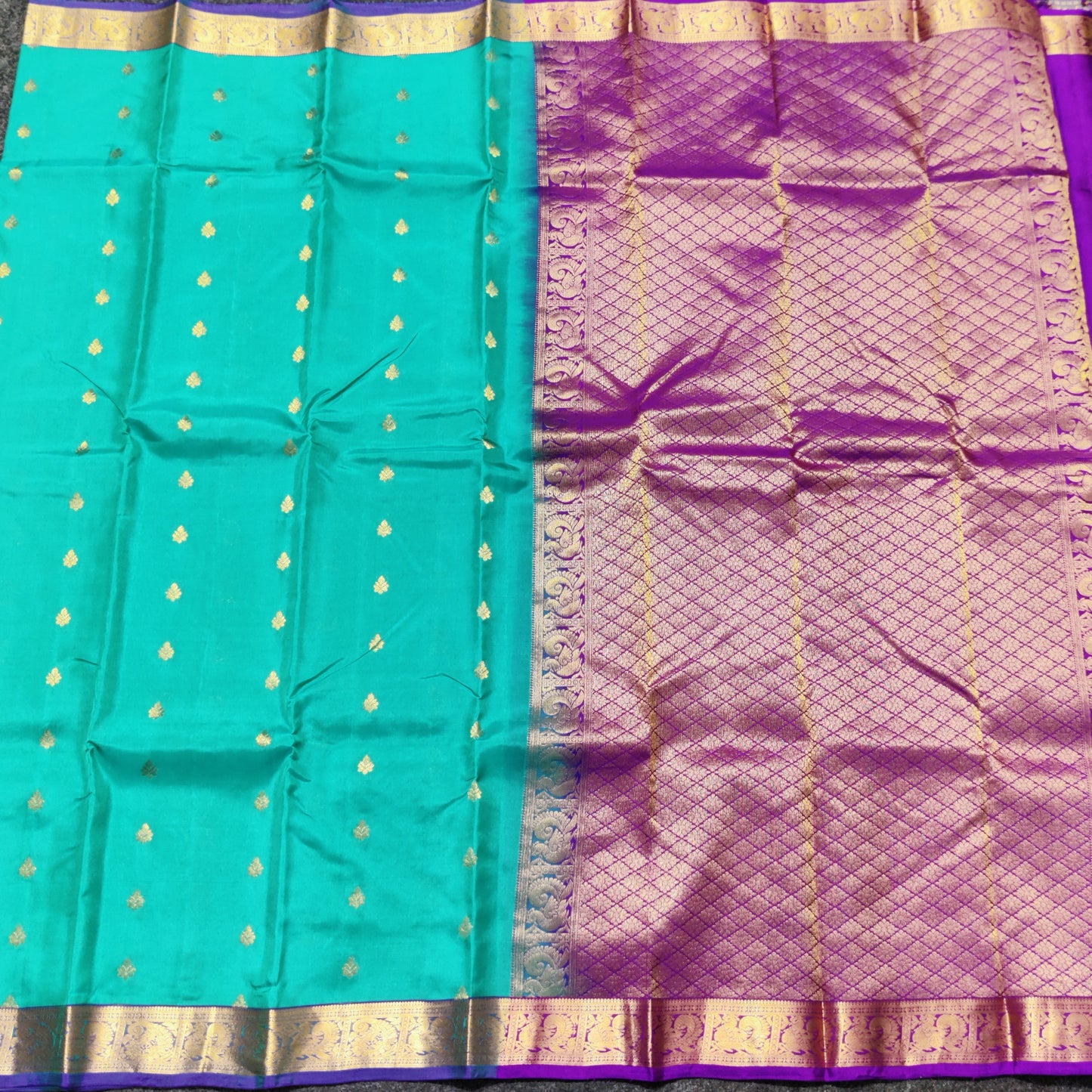 Kanchipattu small border saree - KMP738