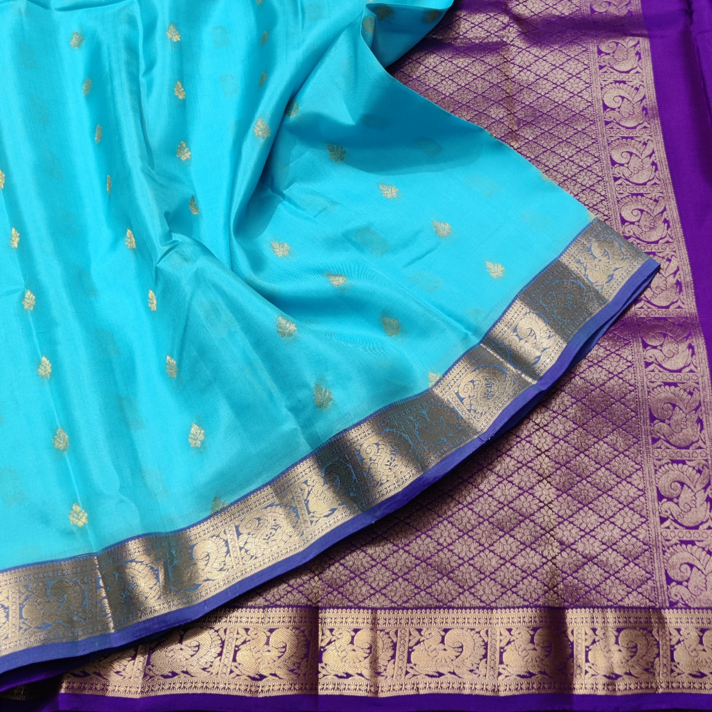 Kanchipattu small border saree - KMP745