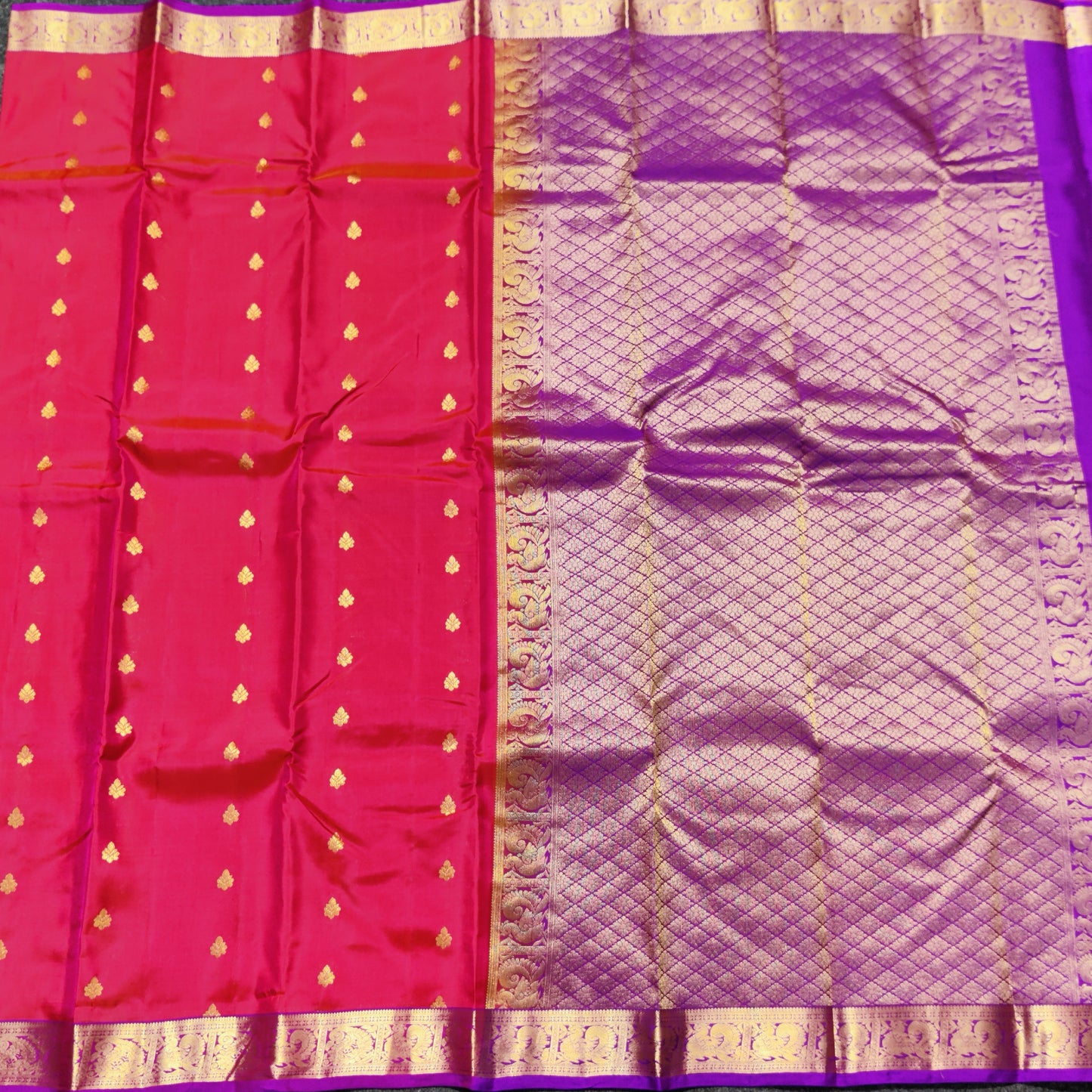 Kanchipattu small border saree - KMP739